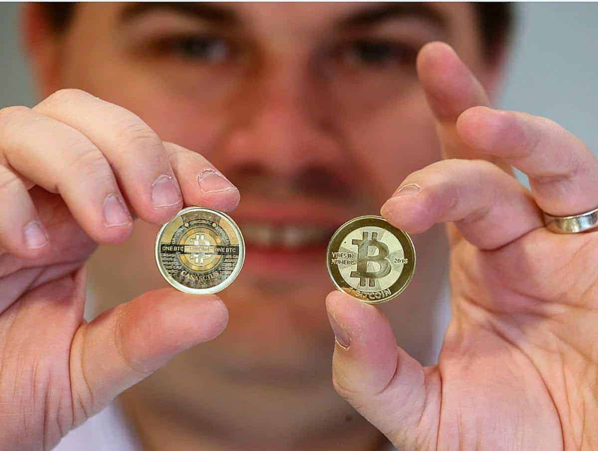 earn free bitcoin